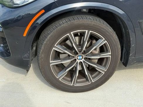 Used 2021 BMW X5 xDrive40i w/ M Sport Package AWD/4WD image 5