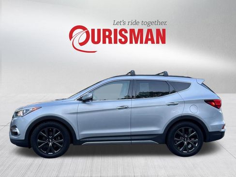 Used 2017 Hyundai Santa Fe Sport image 3