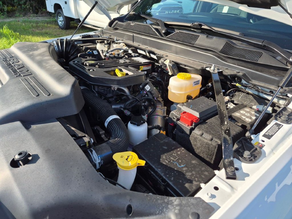 New 2026 RAM 3500 Big Horn AWD/4WD image 31
