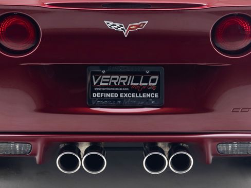 Used 2007 Chevrolet Corvette Coupe w/ Preferred Equipment Group RWD image 13