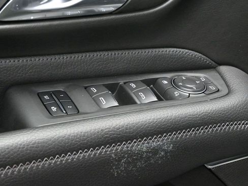 Used 2021 GMC Yukon Denali AWD/4WD image 15