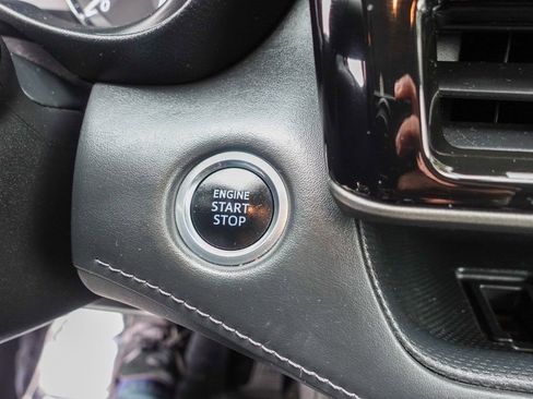 Used 2021 Toyota Highlander XLE image 20