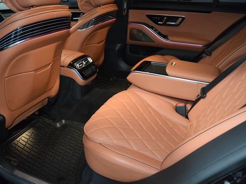 Used 2022 Mercedes-Benz S 580 4MATIC Sedan image 35