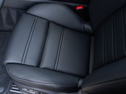 New 2026 Porsche Cayenne Turbo image 28