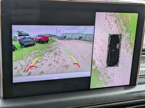 Used 2023 Lincoln Aviator Black Label w/ Class IV Trailer Tow Package image 22