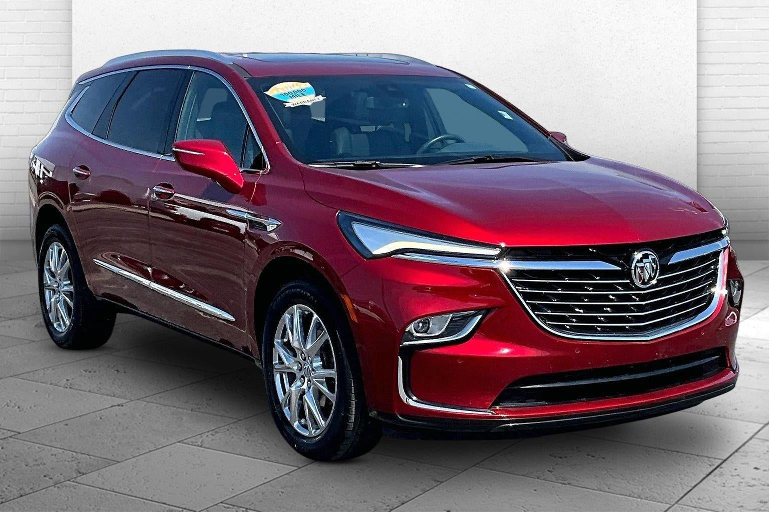 Used 2023 Buick Enclave Essence w/ Experience Buick Package AWD/4WD image 1