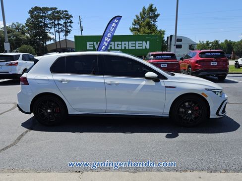Used 2022 Volkswagen GTI SE FWD image 6