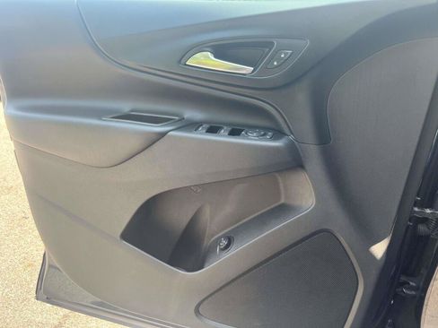 Used 2019 Chevrolet Equinox LT FWD image 26