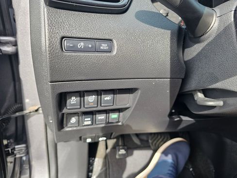 Used 2017 Nissan Rogue SL w/ SL Premium Package image 21