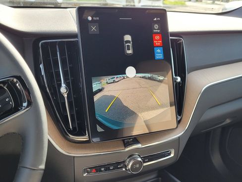 New 2026 Volvo XC60 B5 Core image 19