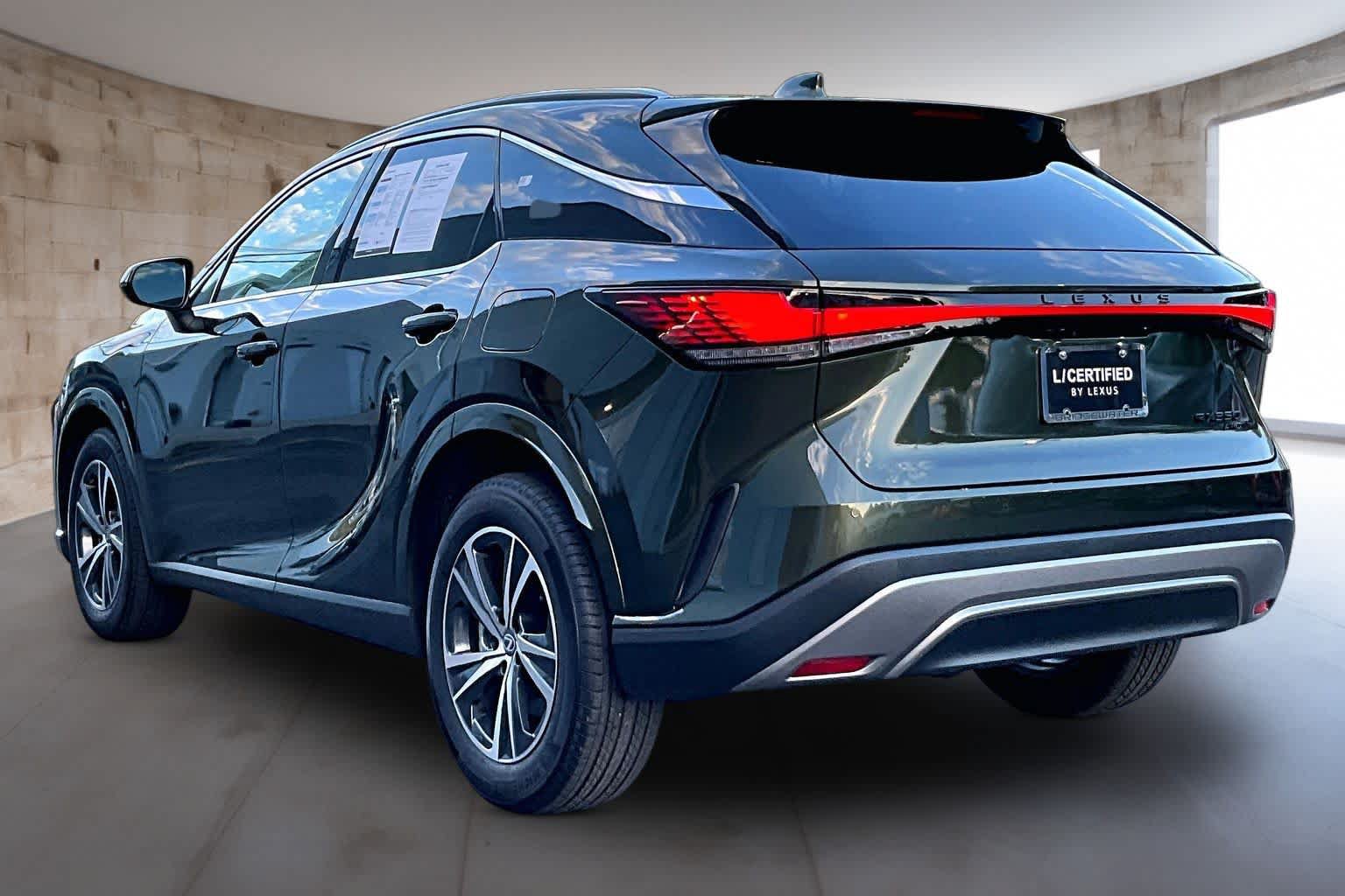 Certified 2026 Lexus RX 350 Premium w/ Accessory Package (Z1) AWD/4WD image 4