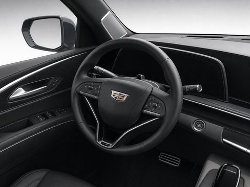 Used 2024 Cadillac Escalade ESV V AWD/4WD image 9