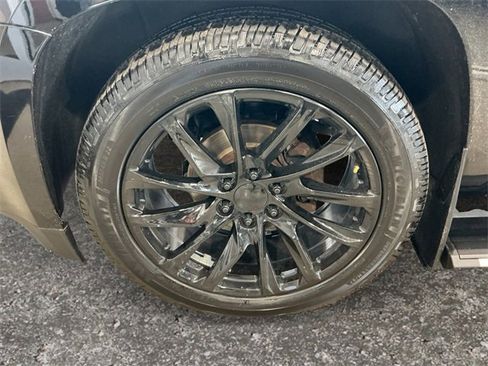 Used 2020 GMC Yukon Denali image 12