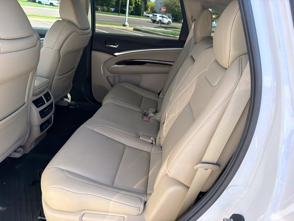 Used 2020 Acura MDX SH-AWD image 9