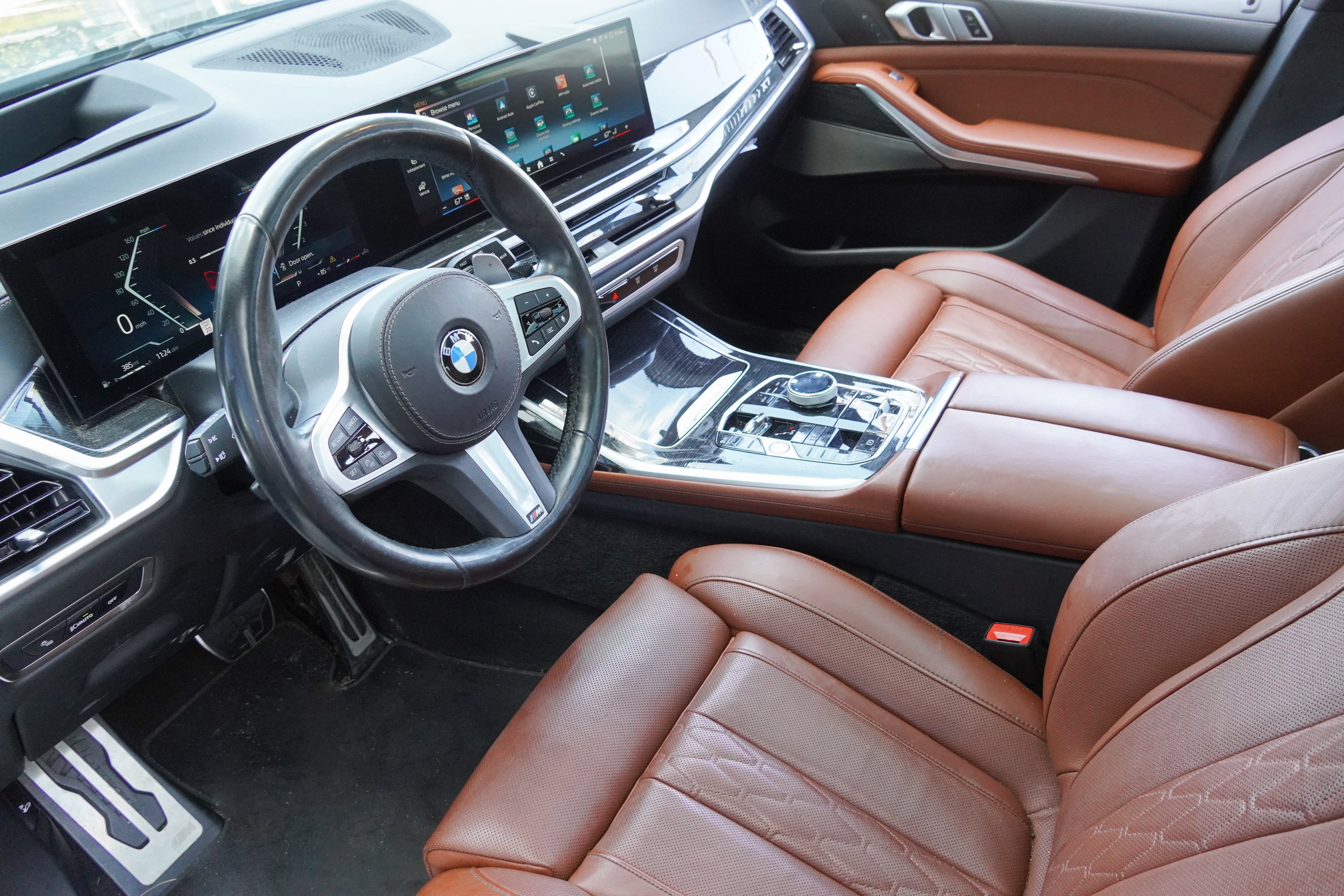 Certified 2024 BMW X7 xDrive40i w/ M Sport Package AWD/4WD image 6