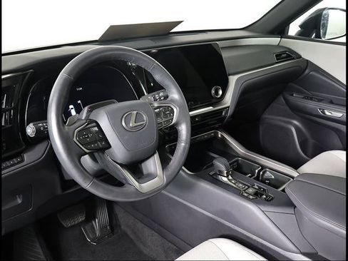 Certified 2026 Lexus TX 350 AWD w/ Technology Package image 6