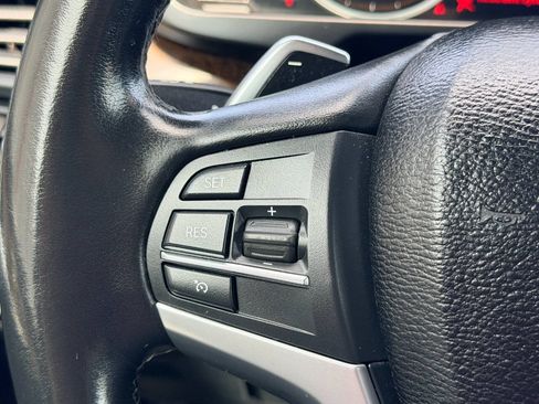 Used 2018 BMW X5 xDrive50i AWD/4WD image 32