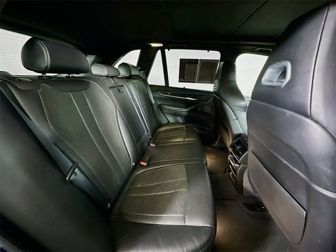 Used 2018 BMW X5 M w/ Executive Package image 10