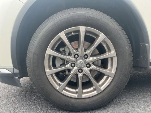 Used 2017 Nissan Murano SL image 9