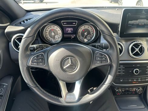 Used 2017 Mercedes-Benz GLA 250 w/ Premium Package image 3