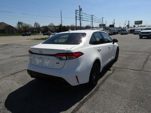 Used 2023 Toyota Corolla SE image 8