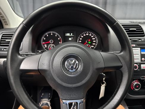 Used 2010 Volkswagen Jetta SE image 19