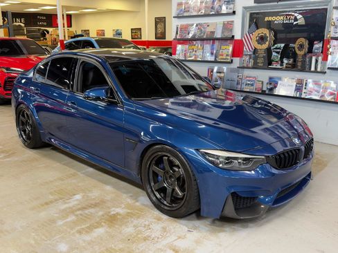 Used 2018 BMW M3 w/ Competition Package RWD image 4