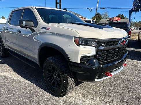 New 2026 Chevrolet Silverado 1500 ZR2 image 3