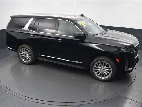 Used 2021 Cadillac Escalade Premium Luxury image 51