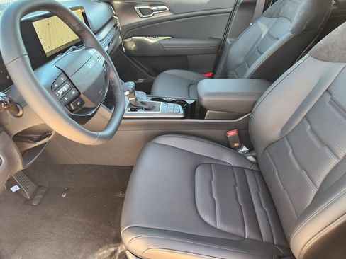 New 2026 Kia Sportage SX AWD/4WD image 9