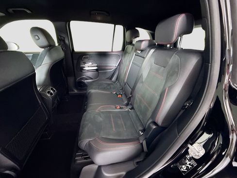 Certified 2025 Mercedes-Benz GLB 250 image 21