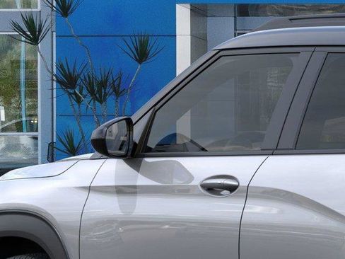 New 2026 Chevrolet TrailBlazer RS w/ Driver Confidence Package FWD image 12