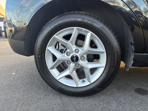 Used 2025 Kia Soul LX w/ LX Technology Package image 28