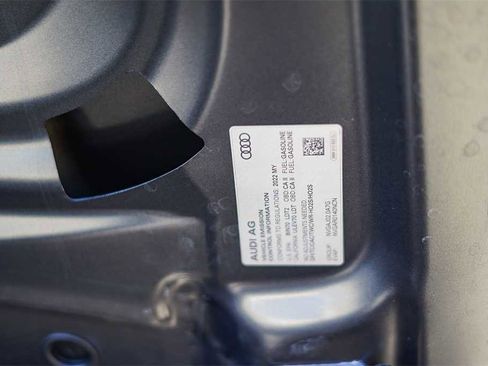 Used 2022 Audi Q5 2.0T Premium w/ Convenience Package image 29