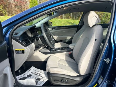 Used 2016 Hyundai Sonata Sport w/ Cargo Package image 17