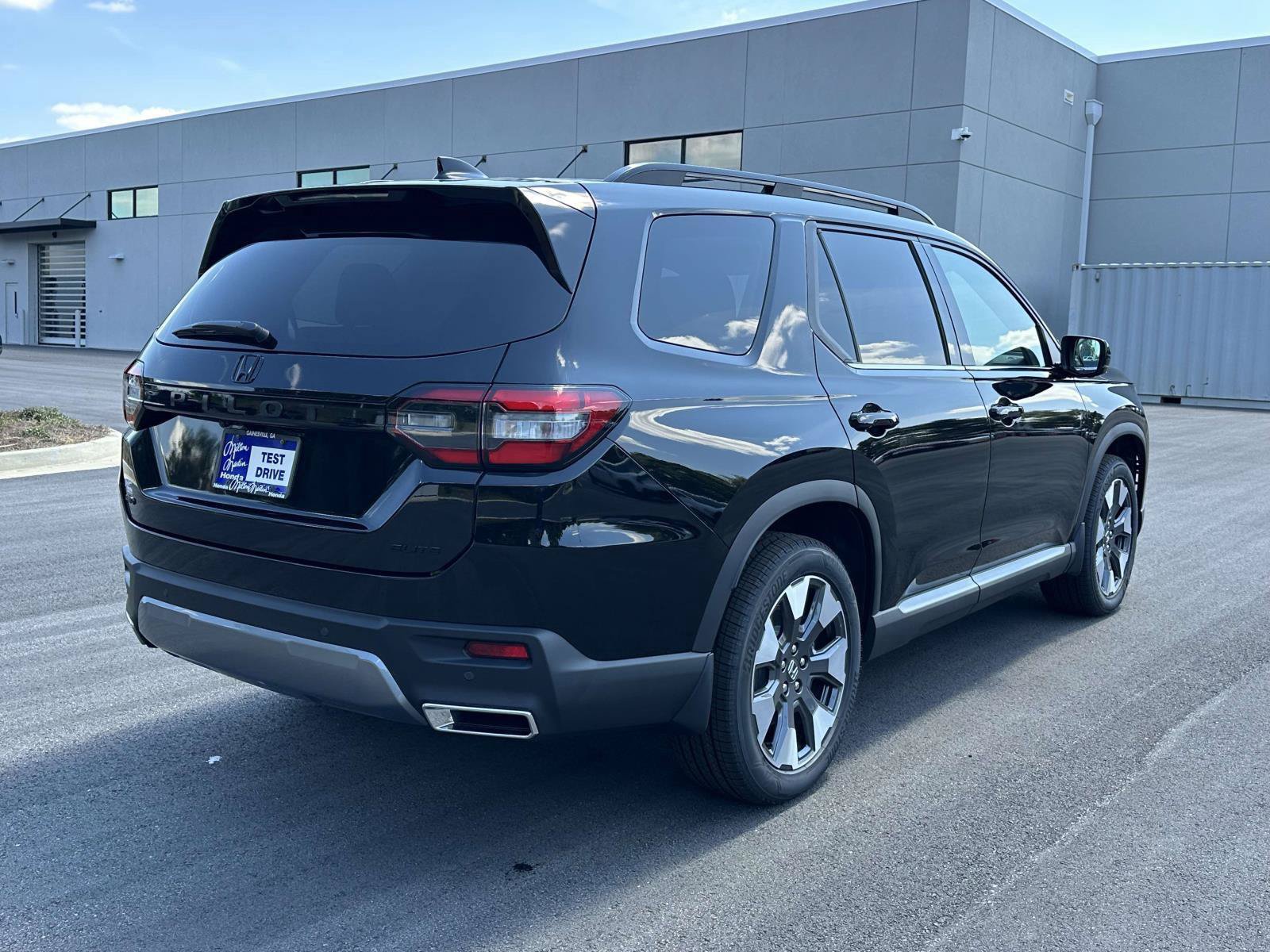 New 2026 Honda Pilot Elite image 27