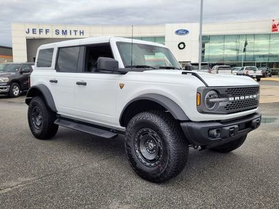 New 2025 Ford Bronco Badlands w/ Sasquatch Package