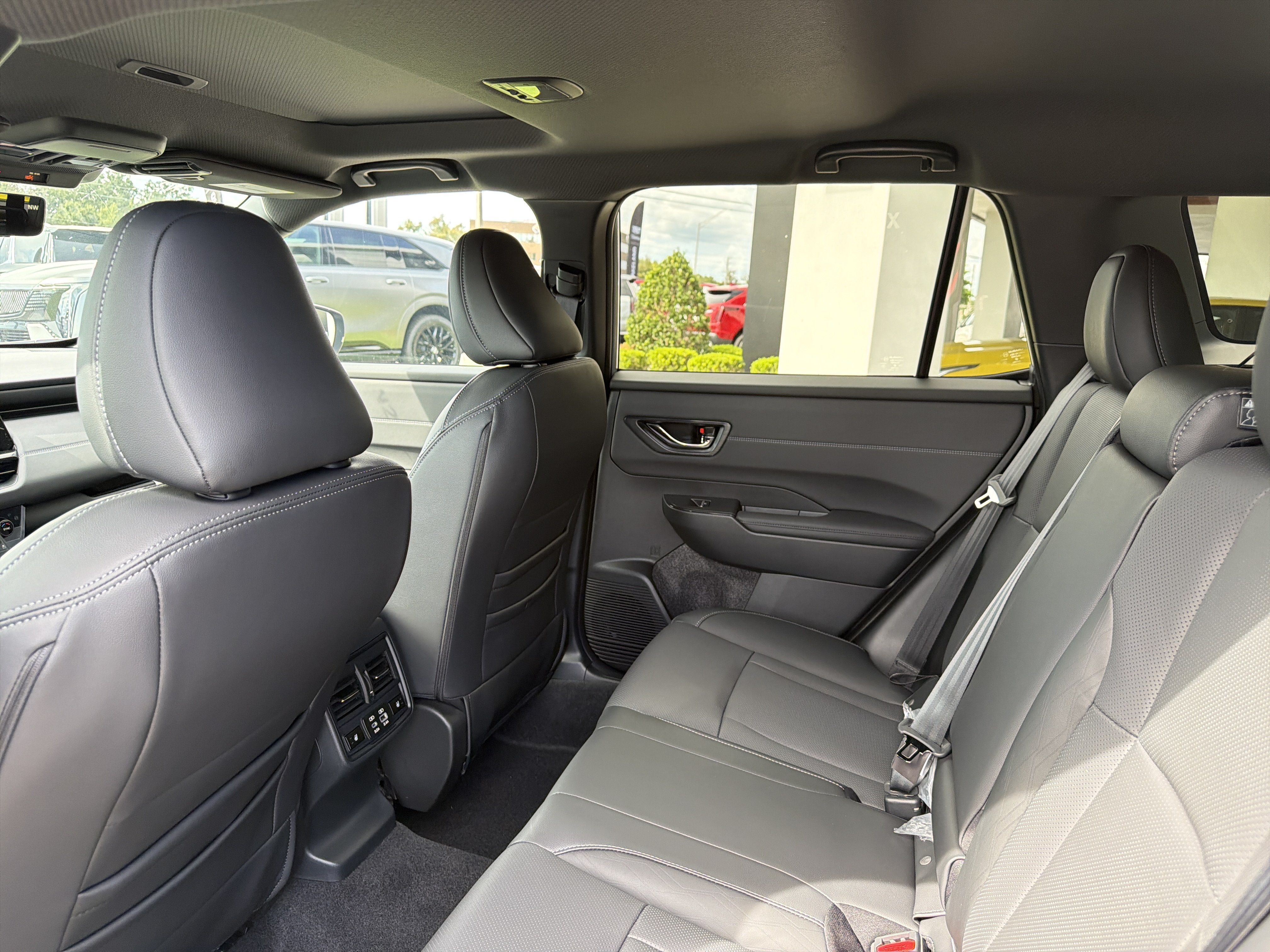 New 2026 Subaru Outback Touring AWD/4WD image 21