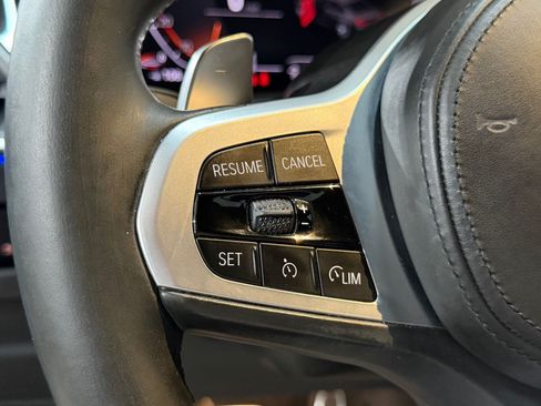 Used 2019 BMW 330i Sedan w/ M Sport Package RWD image 13