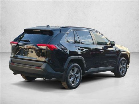 Used 2024 Toyota RAV4 XLE w/ Convenience Package FWD image 5