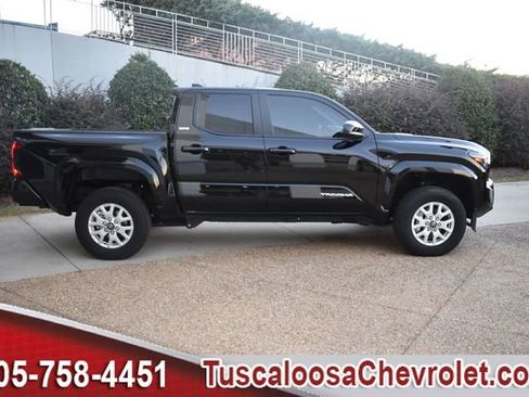 Used 2024 Toyota Tacoma SR5 image 11