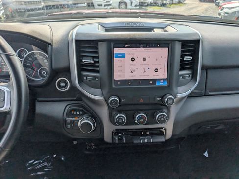 Used 2024 RAM 2500 Big Horn AWD/4WD image 17