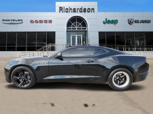 Used 2021 Chevrolet Camaro LT w/ RS Package image 3