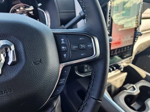 New 2025 RAM 2500 Laramie image 28