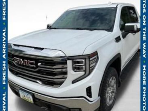 Used 2022 GMC Sierra 1500 SLT AWD/4WD image 1