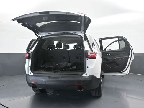 Used 2018 Chevrolet Traverse LT image 77