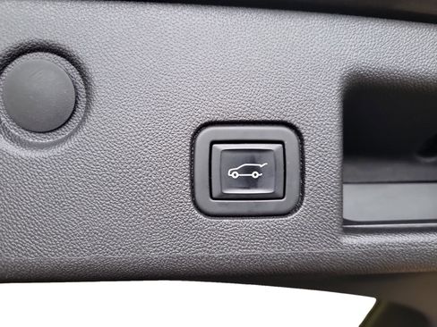 Used 2022 Chevrolet Equinox LT image 22