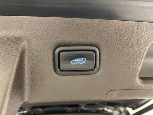 Used 2020 Hyundai Santa Fe Limited AWD/4WD image 37
