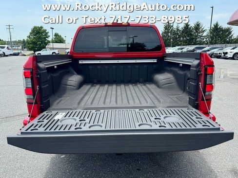 Used 2023 Nissan Frontier SV w/ SV Convenience Package AWD/4WD image 6