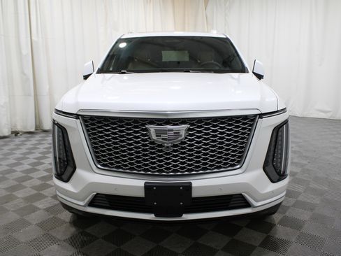 New 2025 Cadillac Escalade Premium Luxury w/ LPO, Radiant Package image 48